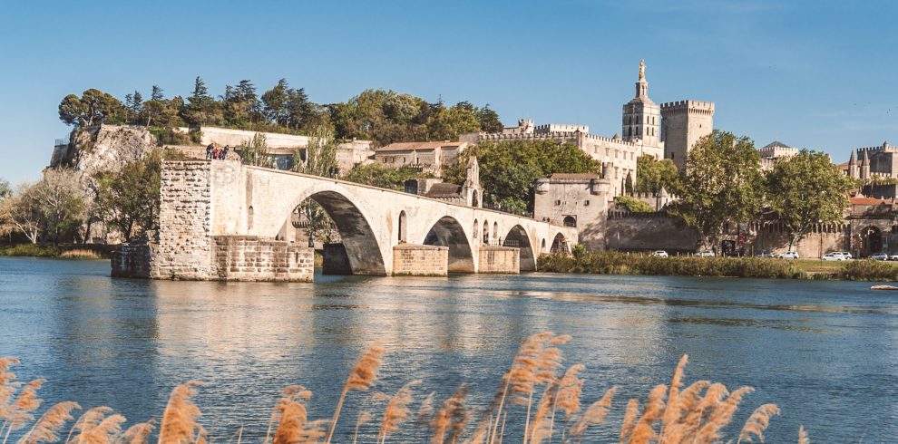 8D Burgundy & Provence