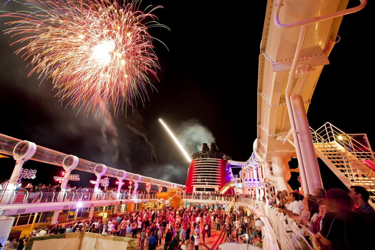 5D4N SINGAPORE Magical Deal 2.0 SINGAPORE (Disney Adventure)<br><i>Deluxe Oceanview with Verandah (6D)</i>