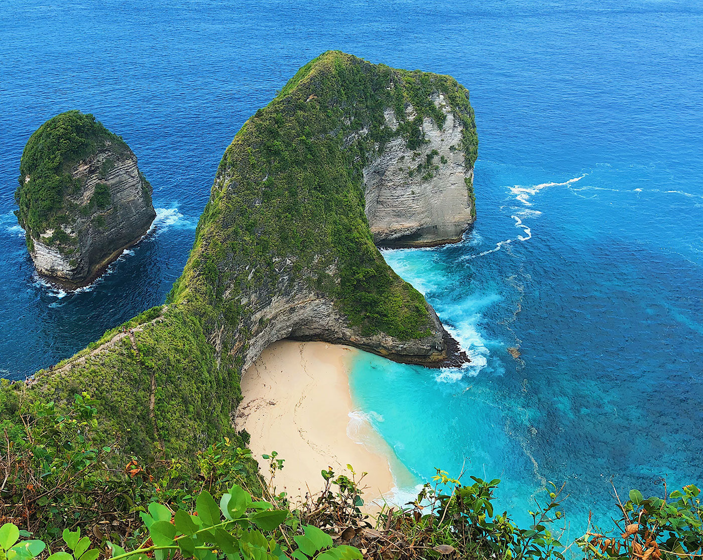 5D4N BALI+1 NIGHT STAY IN SAFARI PARK (BREAKFAST WITH LION)