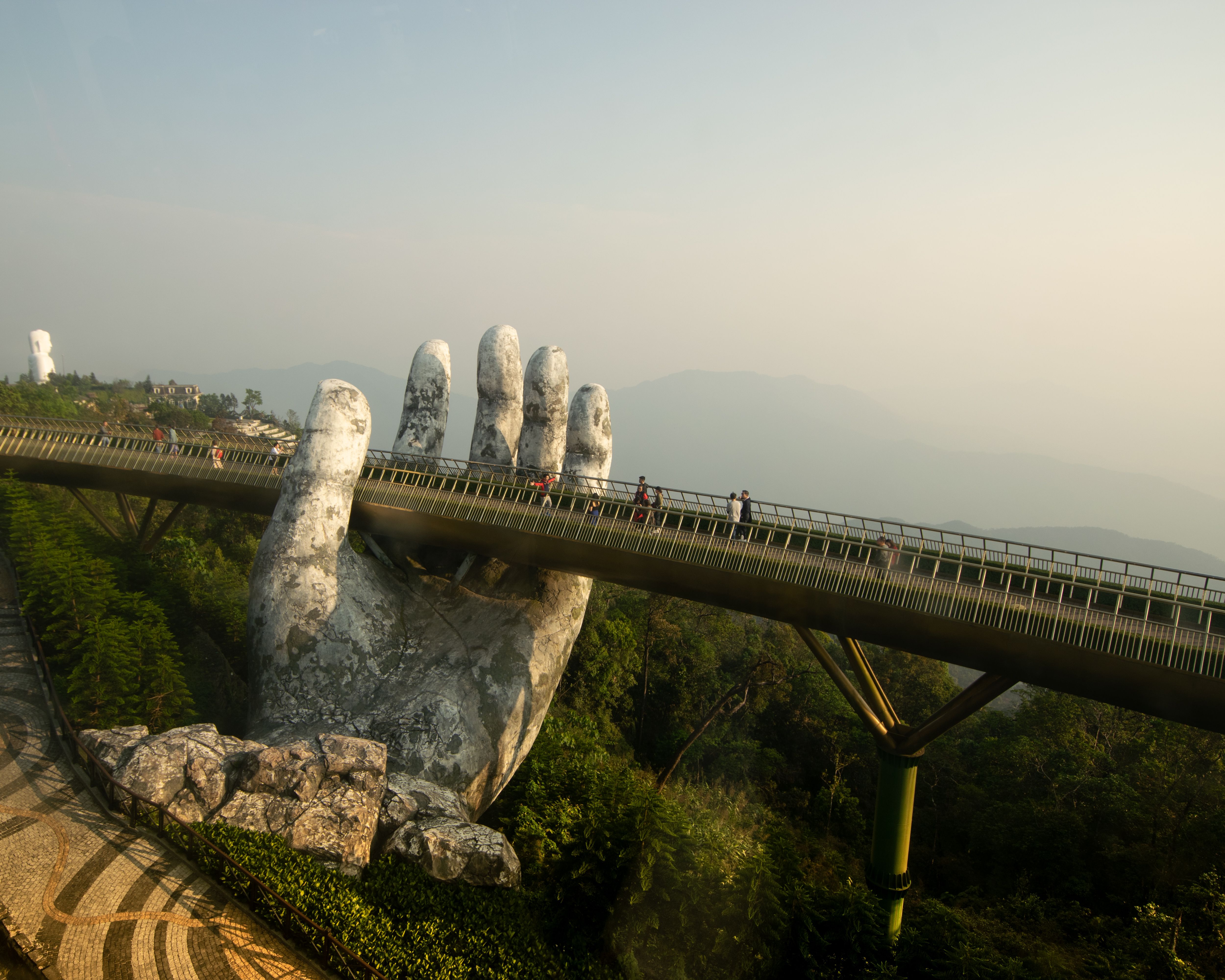 6D5N ULTIMATE CENTRAL VIETNAM | GOLDEN BRIDGE HIGHLIGHT× DA NANG·HOI AN·HUE