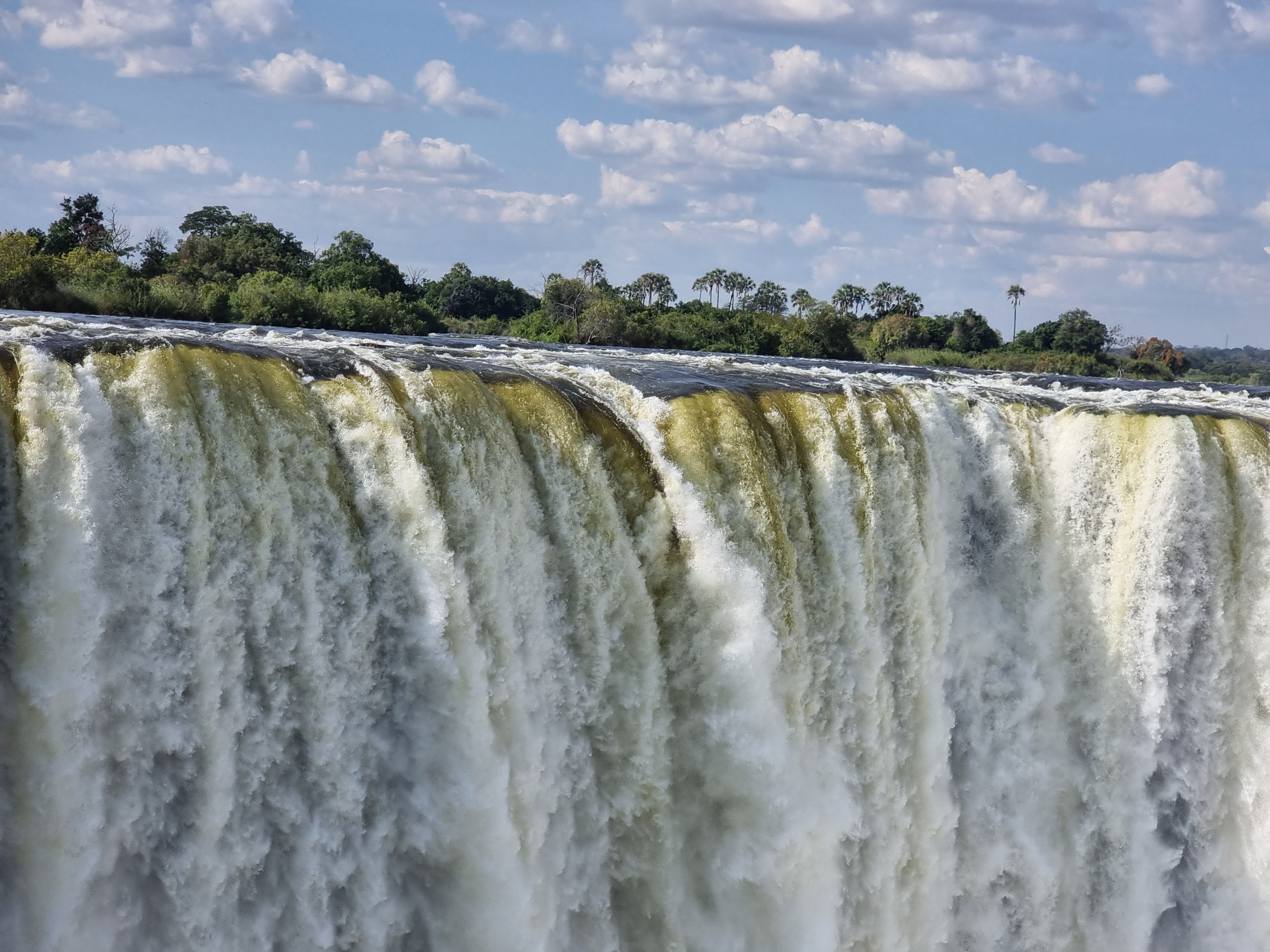 11D8N ESSENCE OF SOUTH AFRICA - JOHANNESBURG, CAPE TOWN, BOTSWANA, VICTORIA FALLS (ZIMBABWE)