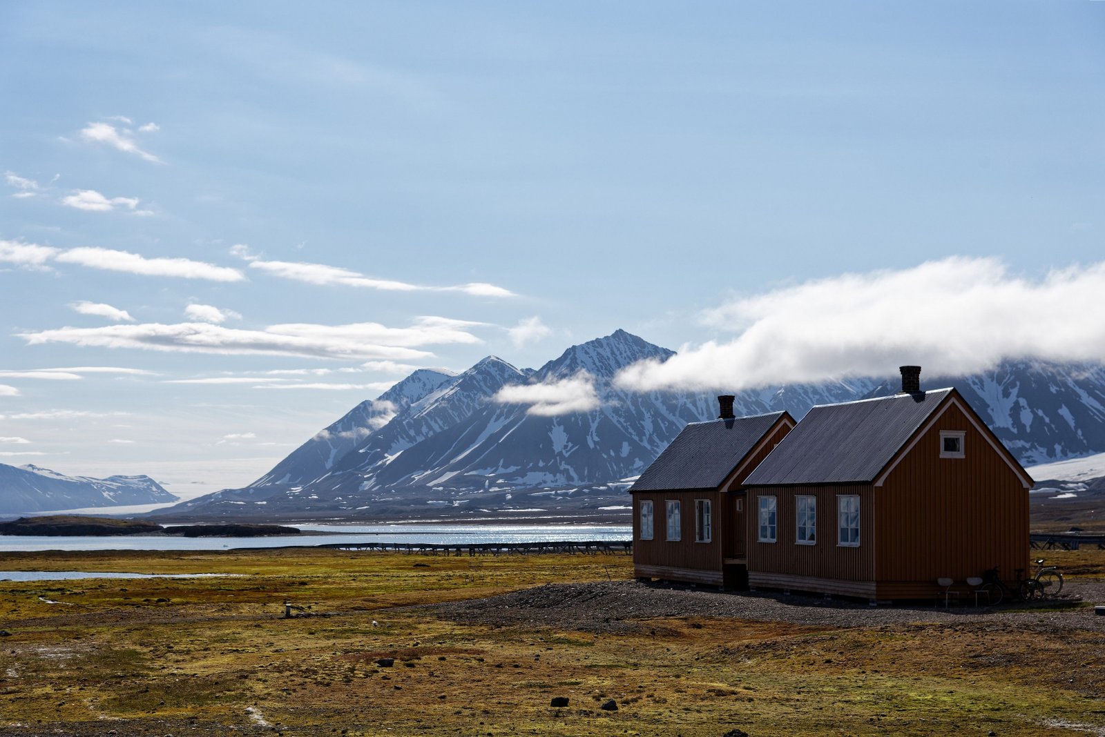 8D7N SINGAPORE Arctic Svalbard/Spitsbergen Fjords & glaciers SINGAPORE (Genting Dream)