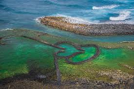 7D6N GRANDMA'S PENGHU BAY (TAOYUAN / JIUFEN / TAIPEI + QIMEI TWIN-HEARTS STONE WEIR Tour Package