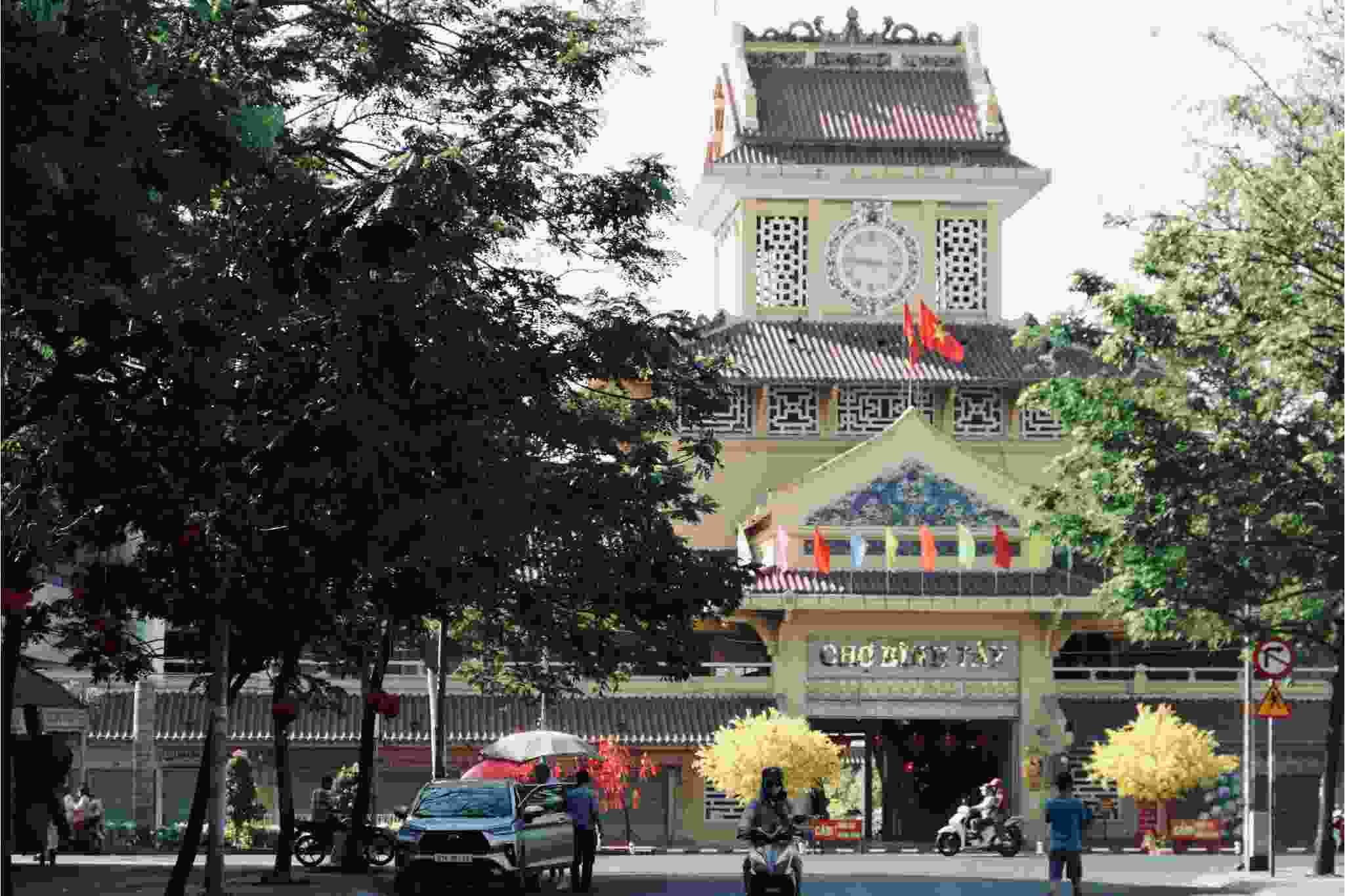5D4N HO CHI MINH / CU CHI / VUNGTAU + 1 DAY FREE & EASY