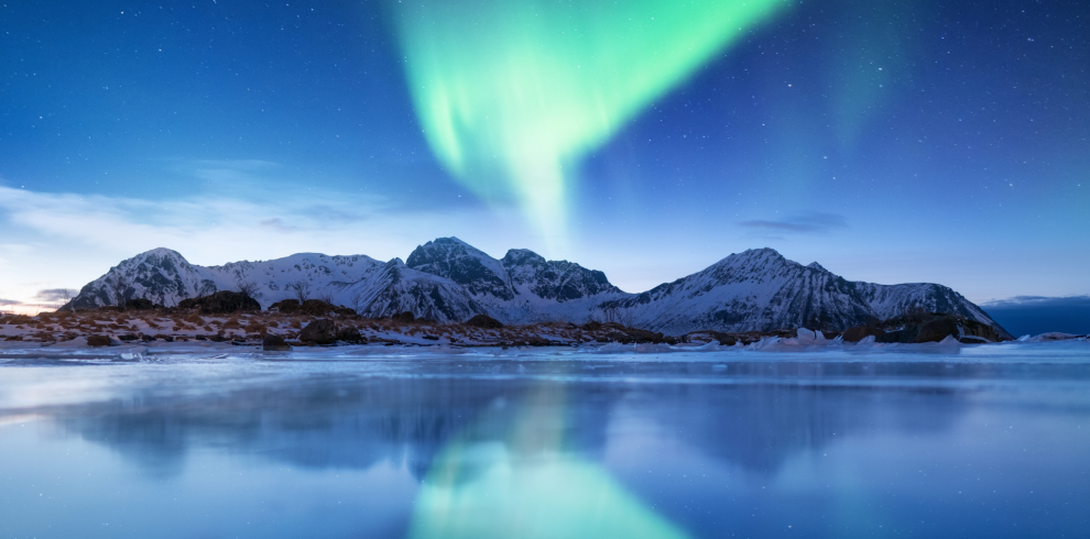 9D8N Polar Lights: From North Cape to the Lofoten Islands