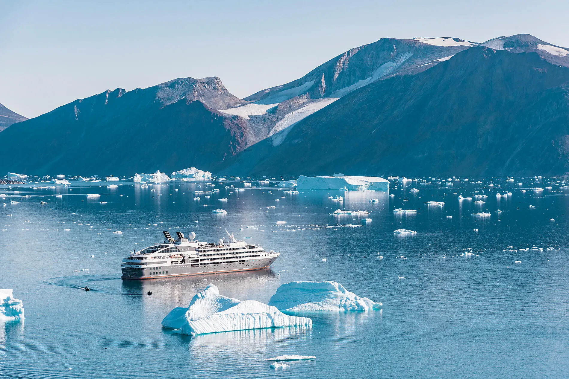14D13N Baffin Bay Secrets Tour Package
