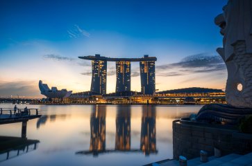 9D8N SINGAPORE Copenhagen (Southampton) – Paris (Le Havre) SINGAPORE (SCENIC SEAWAYS & THE SEINE) (Genting Dream)
