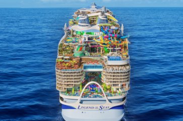 12D10NTHE LEGEND LIVES MEDITERRANEAN CALLING BY LEGEND OF THE SEAS (EX BARCELONA) INTERIOR CABIN